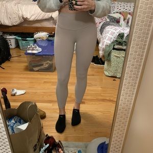 Blush pink lulu lemon cropped pant